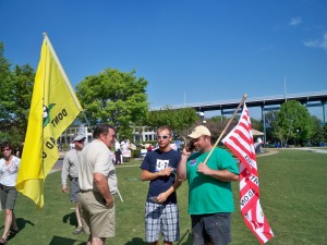 Tea Party, Two Dont tread on me flags.